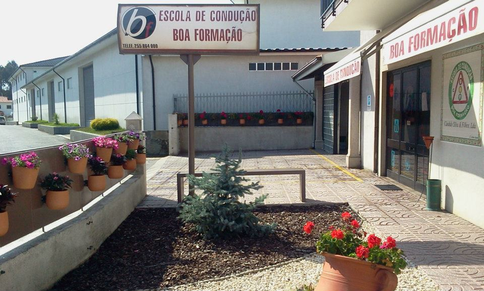 Fachada da Escola de Condução Boa Formação